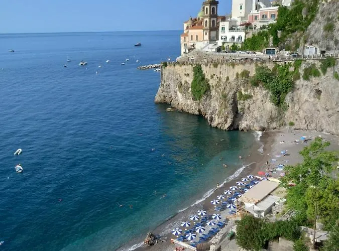 Oliver - Breathtaking Small Pool 14 Sqm Hydromassage On The Rock - Coast