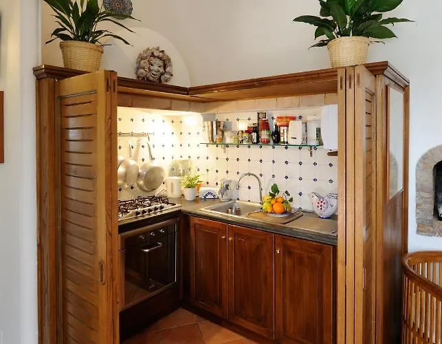 Oliver - Breathtaking Small Pool 14 Sqm Hydromassage On The Rock - Coast أمالفي