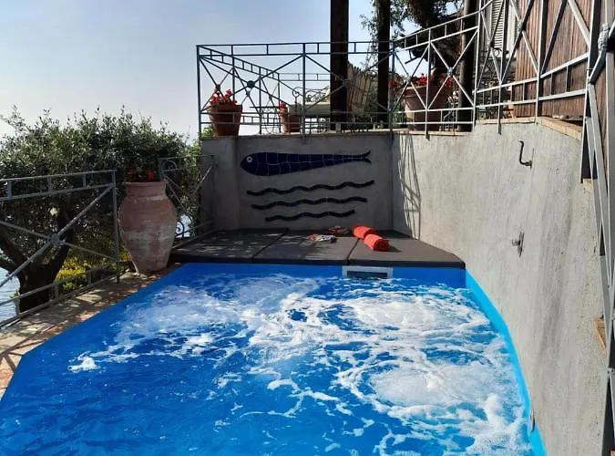 Oliver - Breathtaking Small Pool 14 Sqm Hydromassage On The Rock - Coast فيلة