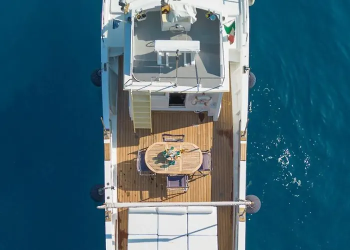 فيلة Oliver - Breathtaking Small Pool 14 Sqm Hydromassage On The Rock - Coast