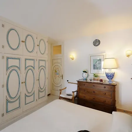 Oliver - Breathtaking Small Pool 14 Sqm Hydromassage On The Rock - Coast *