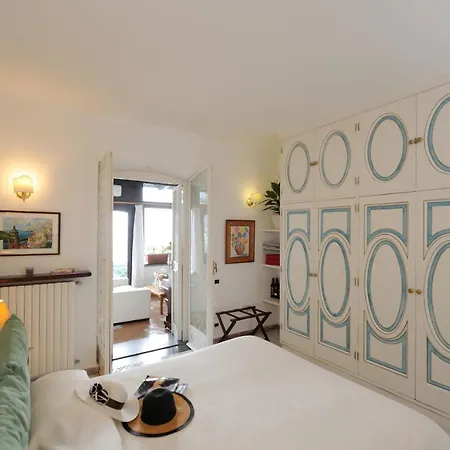 Oliver - Breathtaking Small Pool 14 Sqm Hydromassage On The Rock - Coast Amalfi