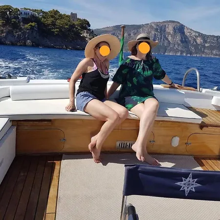 Oliver - Breathtaking Small Pool 14 Sqm Hydromassage On The Rock - Coast *