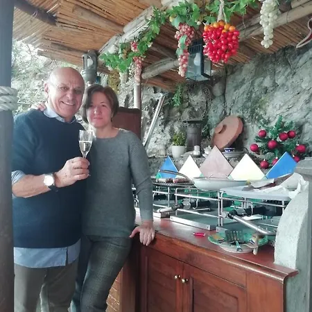 Oliver - Breathtaking Small Pool 14 Sqm Hydromassage On The Rock - Coast *