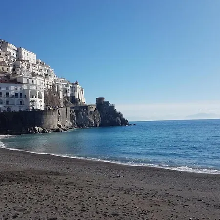 Oliver - Breathtaking Small Pool 14 Sqm Hydromassage On The Rock - Coast