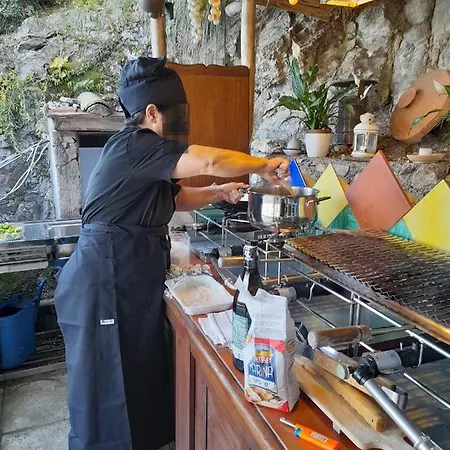 Oliver - Breathtaking Small Pool 14 Sqm Hydromassage On The Rock - Coast *