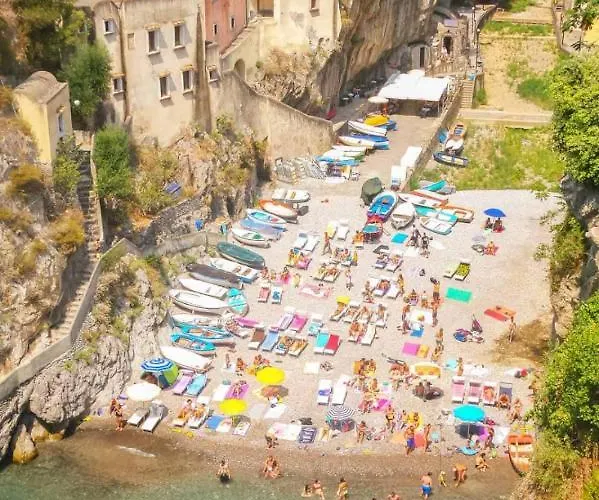 Oliver - Breathtaking Small Pool 14 Sqm Hydromassage On The Rock - Coast